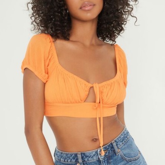 ⭐️ GARAGE Orange Cropped Short Sleeve Shirt! - Picture 1 of 6